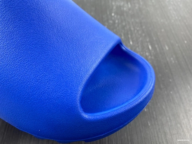 Adidas Slide Yeezy ID4133 Azure 0729